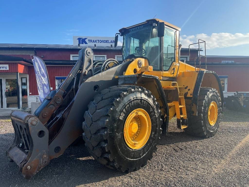 Volvo L 220 F Dismantled: only spare parts - Wheel loader: picture 4 Volvo L 220 F Dismantled: only spare parts - Wheel loader: picture 4