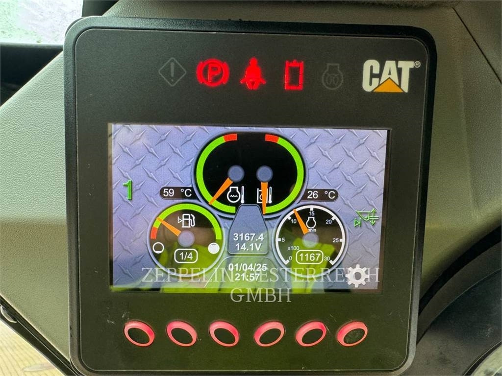 CAT 262D3 - Skid steer loader: picture 5 CAT 262D3 - Skid steer loader: picture 5