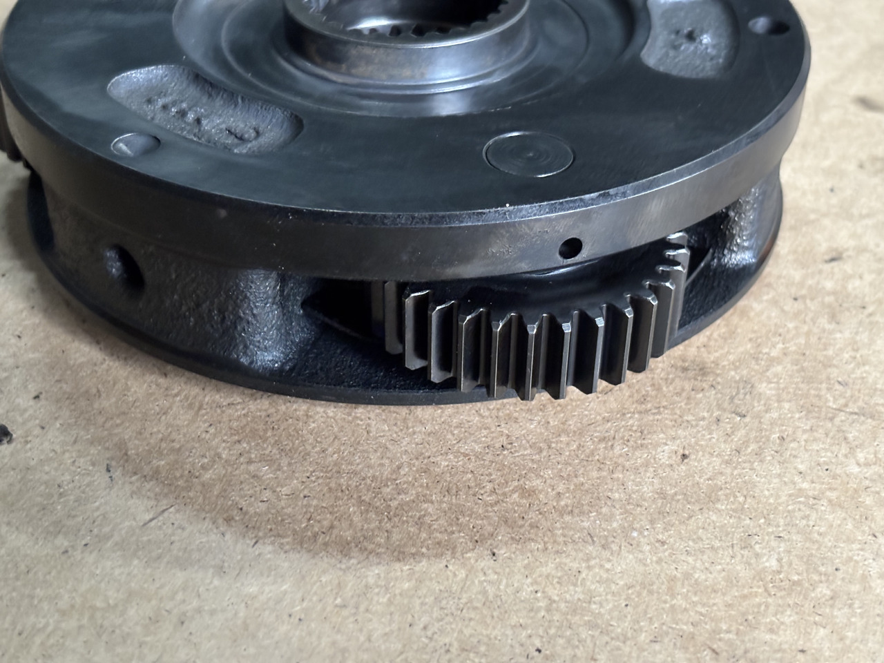 Claas AXION 830 Reduktor przekładni 60 0502 600 8 6005026008 - Differential gear for Farm tractor: picture 4 Claas AXION 830 Reduktor przekładni 60 0502 600 8 6005026008 - Differential gear for Farm tractor: picture 4