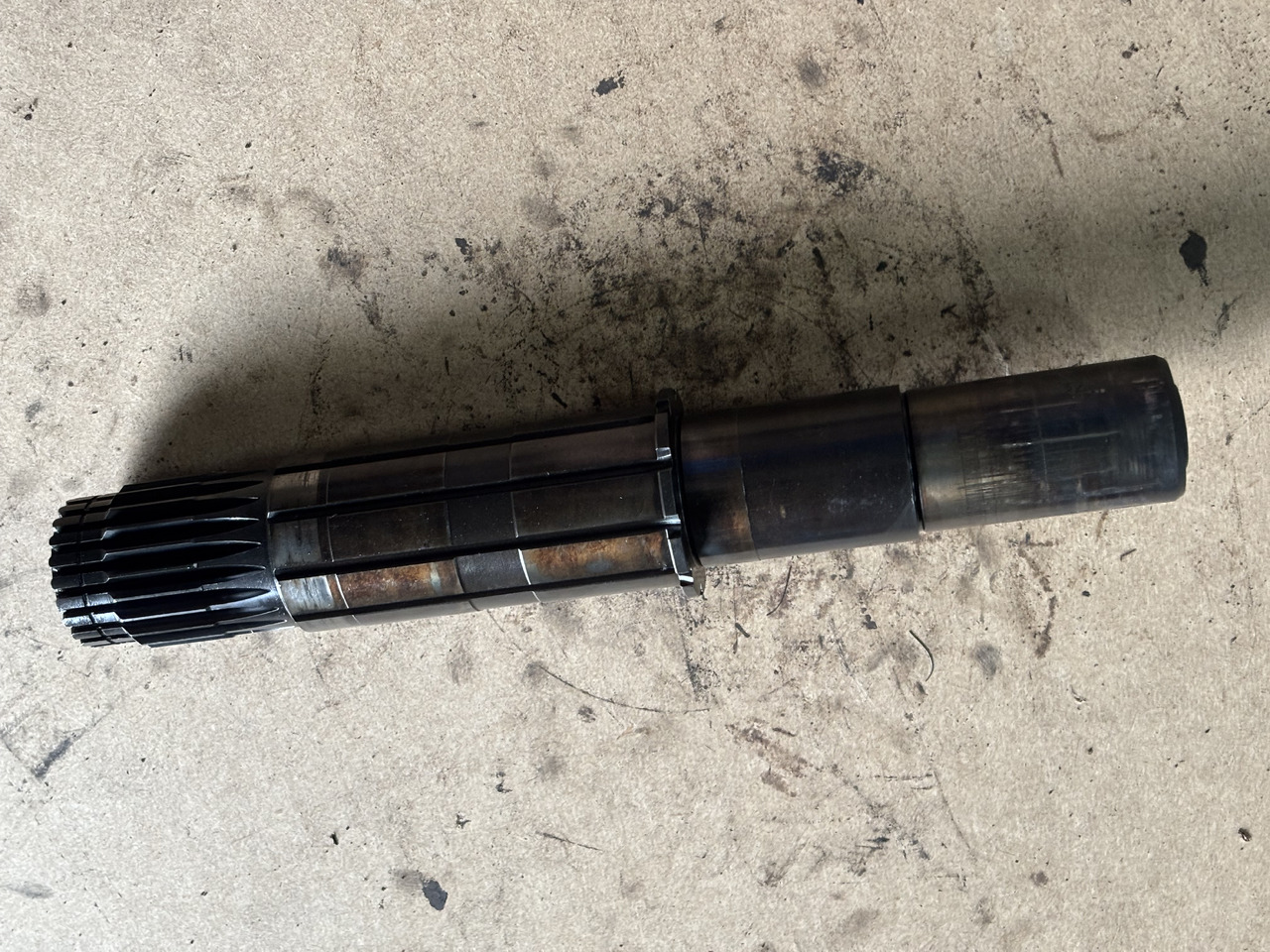 Claas AXION 830 Wałek przekładni podajnika zbożowego 00 1137 076 0 00 1149 403 0 - Propeller shaft for Agricultural machinery: picture 1 Claas AXION 830 Wałek przekładni podajnika zbożowego 00 1137 076 0 00 1149 403 0 - Propeller shaft for Agricultural machinery: picture 1