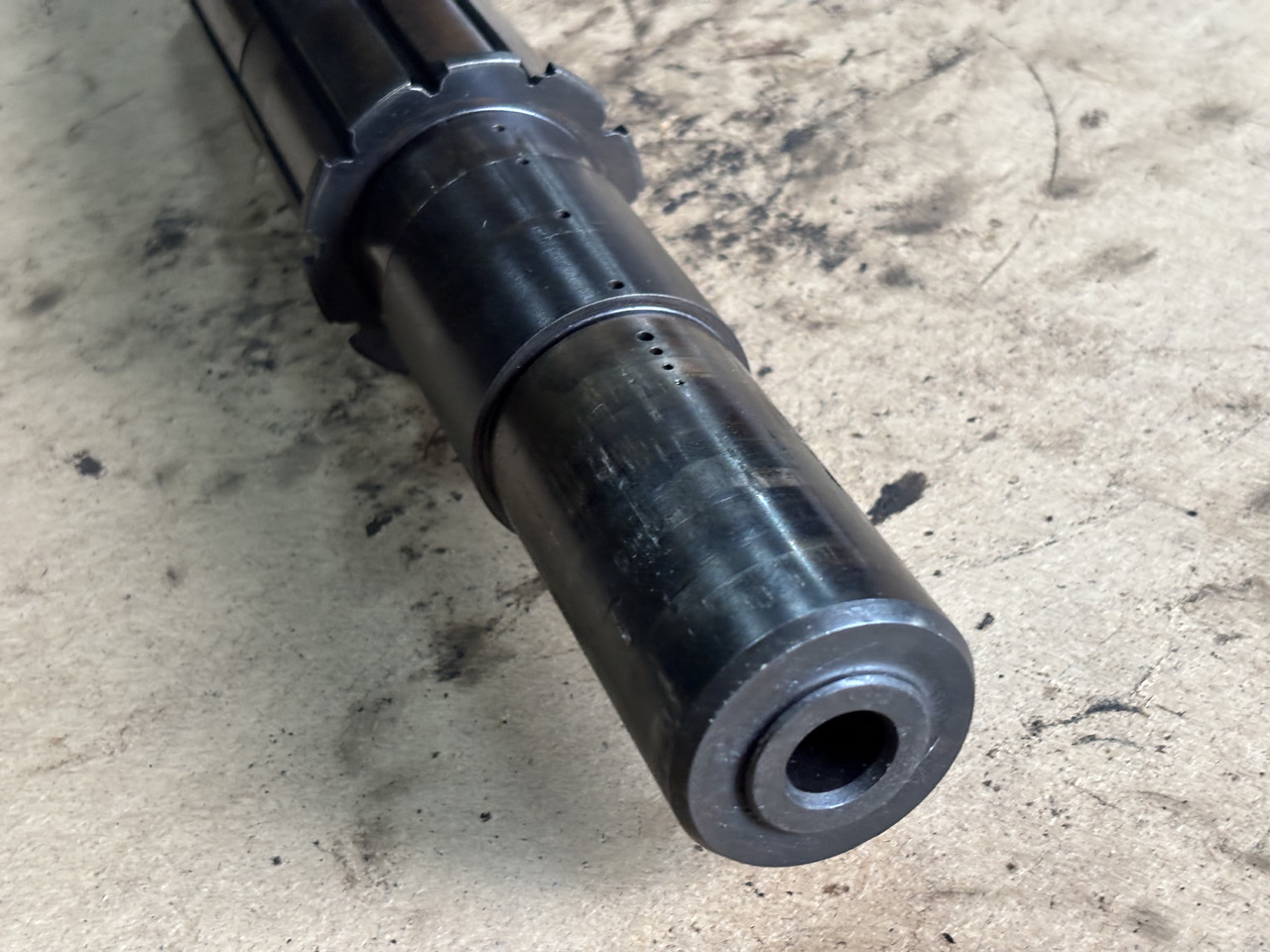 Claas AXION 830 Wałek przekładni podajnika zbożowego 00 1137 076 0 00 1149 403 0 - Propeller shaft for Agricultural machinery: picture 4 Claas AXION 830 Wałek przekładni podajnika zbożowego 00 1137 076 0 00 1149 403 0 - Propeller shaft for Agricultural machinery: picture 4