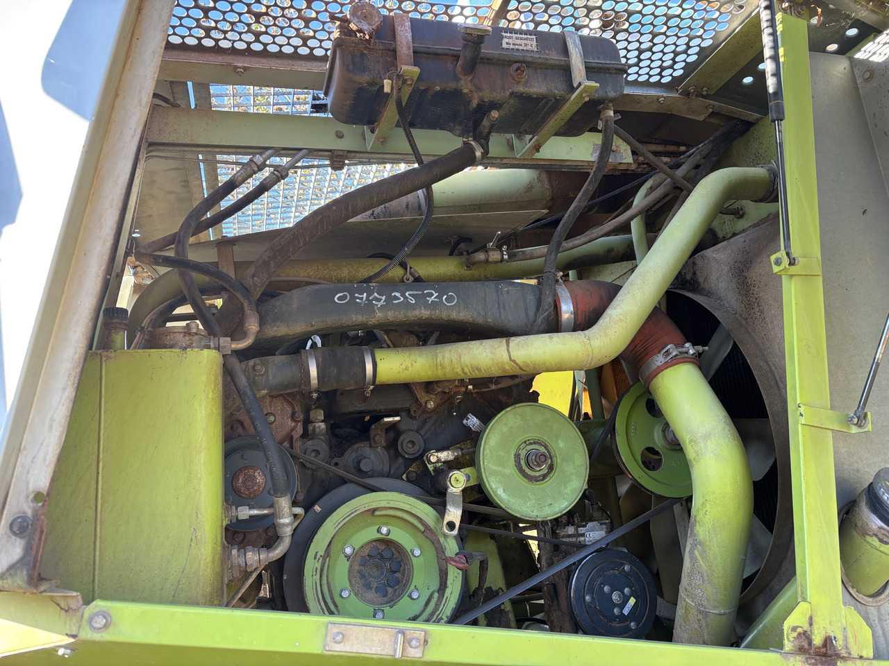 Claas Jaguar 820 840 860 Zbiornik Paliwa 00 0076 148 2 0000761482 - Fuel tank for Agricultural machinery: picture 1 Claas Jaguar 820 840 860 Zbiornik Paliwa 00 0076 148 2 0000761482 - Fuel tank for Agricultural machinery: picture 1