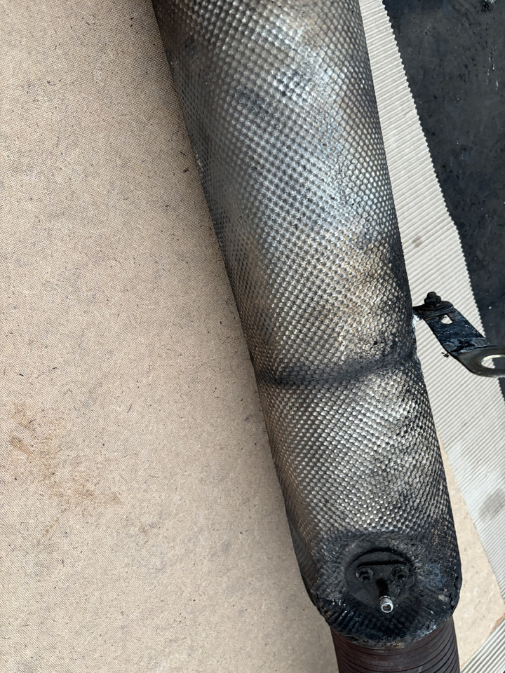 Claas Lexion 780 Rura Wydechowa Wydech EXHAUST PIPE ISO  0007804091   00 07819781 - Exhaust pipe for Combine harvester: picture 4 Claas Lexion 780 Rura Wydechowa Wydech EXHAUST PIPE ISO  0007804091   00 07819781 - Exhaust pipe for Combine harvester: picture 4