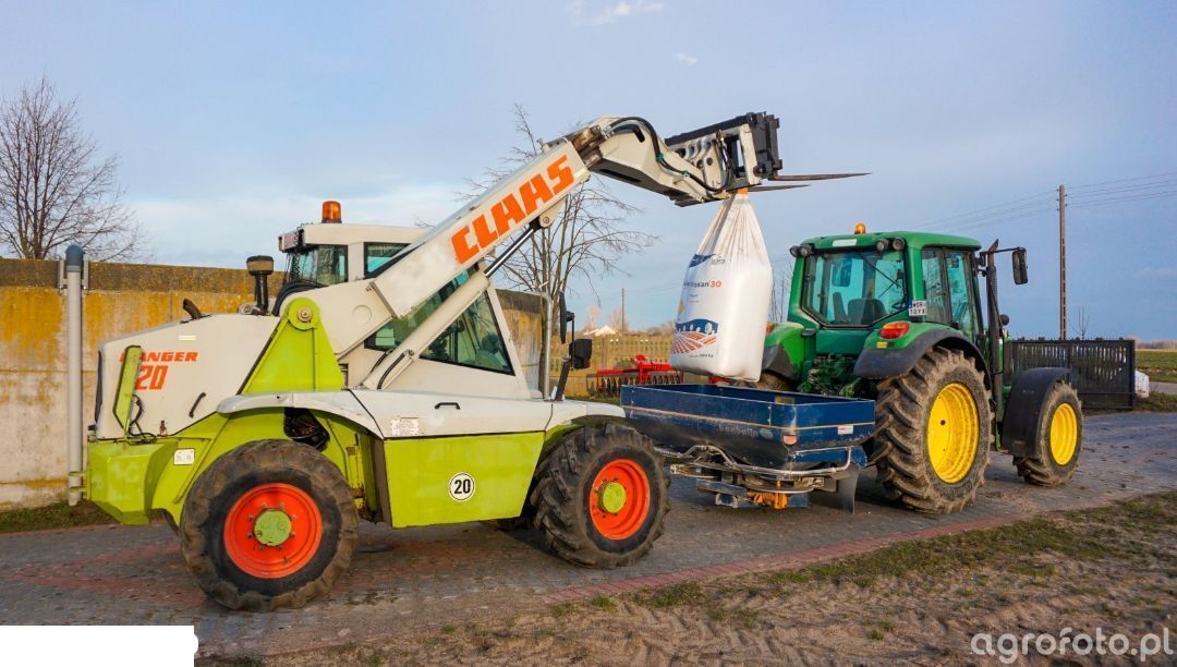 Claas Ranger 920 - Most Napędowy - Axle and parts for Telescopic handler: picture 1 Claas Ranger 920 - Most Napędowy - Axle and parts for Telescopic handler: picture 1