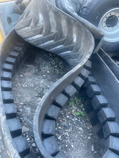 Claas lexion terra track gąsienice gumowe - Track for Combine harvester: picture 4 Claas lexion terra track gąsienice gumowe - Track for Combine harvester: picture 4