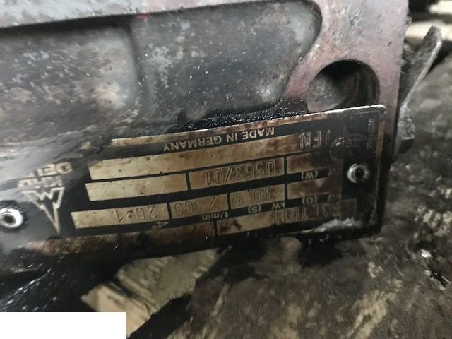 Deutz F3L1011 - Wałek Rozrządu - Camshaft for Agricultural machinery: picture 2 Deutz F3L1011 - Wałek Rozrządu - Camshaft for Agricultural machinery: picture 2