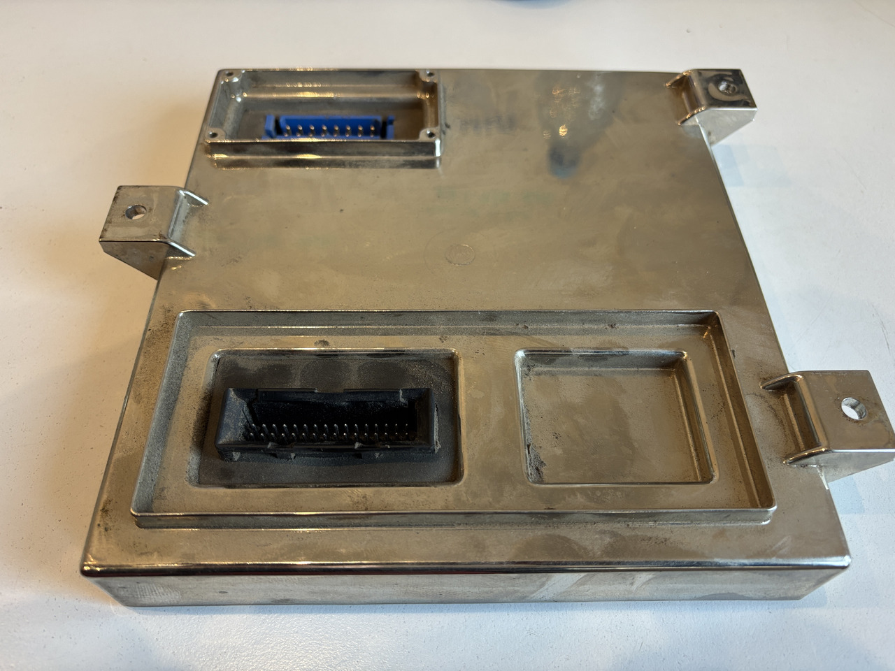 Fiat New Holland G170 G190 G210 G240 - sterownik silnika ECU 86512103 86013117 86025963 - ECU for Agricultural machinery: picture 4 Fiat New Holland G170 G190 G210 G240 - sterownik silnika ECU 86512103 86013117 86025963 - ECU for Agricultural machinery: picture 4