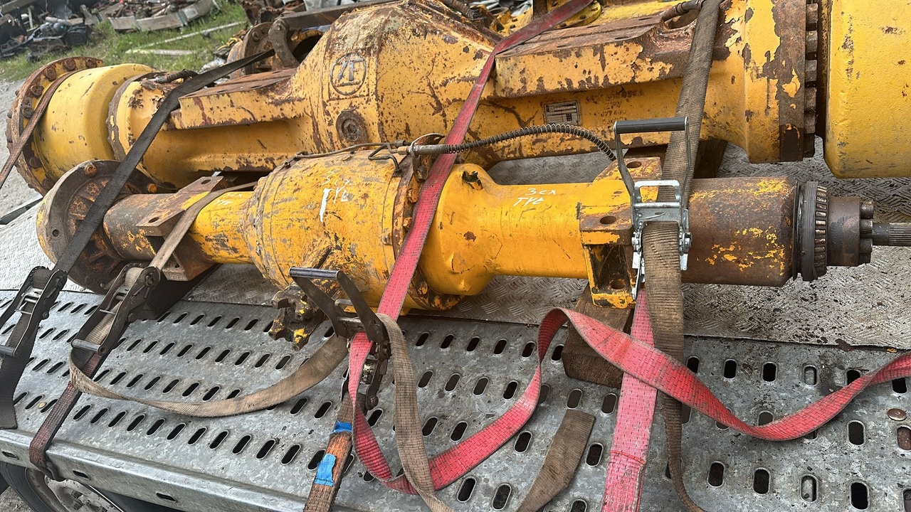 JCB 3CX - most tylny 450/15301 15.78:1 - Rear axle for Construction machinery: picture 1 JCB 3CX - most tylny 450/15301 15.78:1 - Rear axle for Construction machinery: picture 1