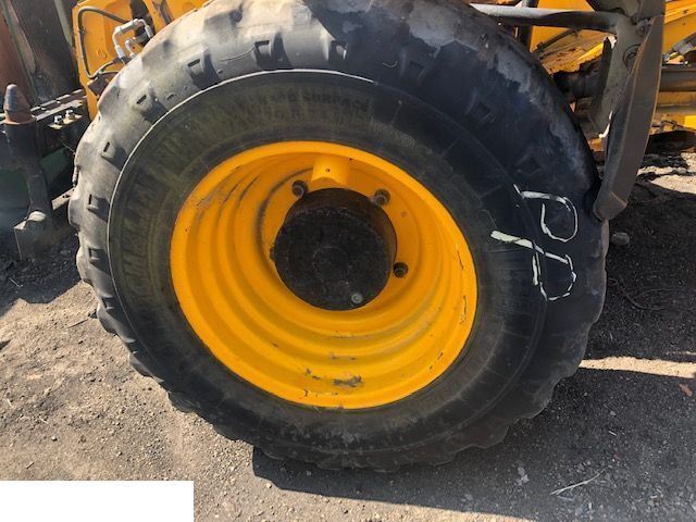 JCB - Koło ~ Opona 460/70 R24 - Felga 16x24 - Wheel and tire package for Material handling equipment: picture 5 JCB - Koło ~ Opona 460/70 R24 - Felga 16x24 - Wheel and tire package for Material handling equipment: picture 5