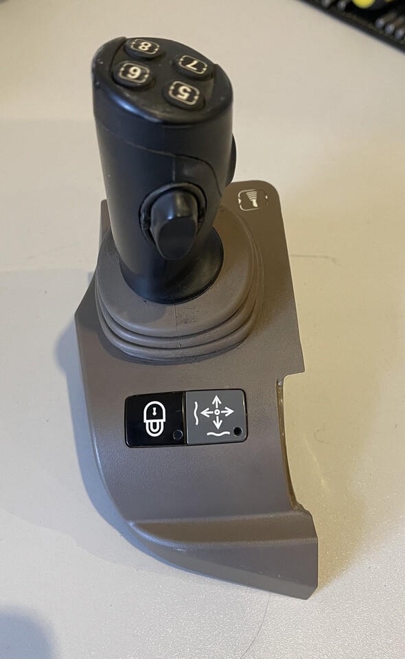 JOHN DEERE RE 566768-joystick 5-funkcyjny/John Deere 6110R/6130R/6215R/7230R - Cab and interior for Agricultural machinery: picture 1 JOHN DEERE RE 566768-joystick 5-funkcyjny/John Deere 6110R/6130R/6215R/7230R - Cab and interior for Agricultural machinery: picture 1