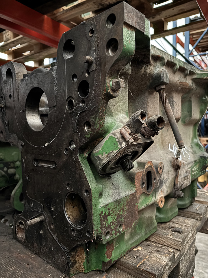 John Deere 4039TF 4045 R116195 R11619 R121421 Blok Silnika Tłoki Obudowa Koła Zamachowego CZĘŚCI - Cylinder block for Agricultural machinery: picture 2 John Deere 4039TF 4045 R116195 R11619 R121421 Blok Silnika Tłoki Obudowa Koła Zamachowego CZĘŚCI - Cylinder block for Agricultural machinery: picture 2