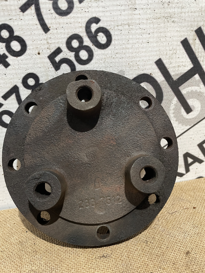 John Deere 5065M 5070M 5080M - piasta 10F702 - Wheel hub for Agricultural machinery: picture 2 John Deere 5065M 5070M 5080M - piasta 10F702 - Wheel hub for Agricultural machinery: picture 2