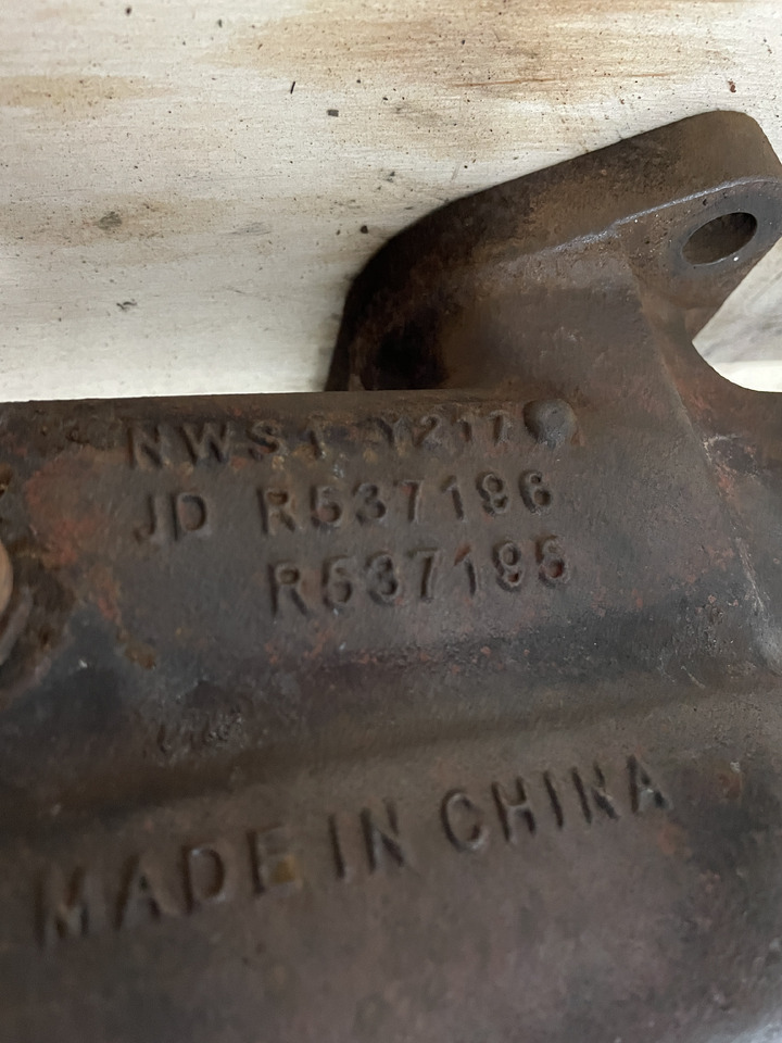 John Deere 6090 9,0l - kolektor wydechowy R537195 R537196 - Exhaust manifold for Agricultural machinery: picture 2 John Deere 6090 9,0l - kolektor wydechowy R537195 R537196 - Exhaust manifold for Agricultural machinery: picture 2