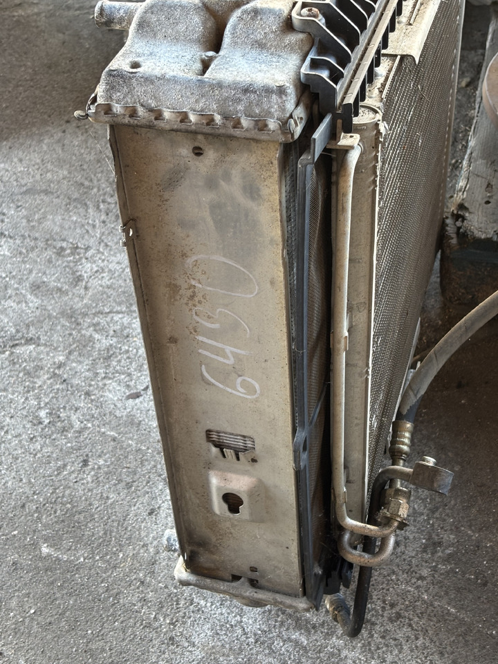 John Deere 6430 Chłodnica AL209032 - Radiator for Agricultural machinery: picture 2 John Deere 6430 Chłodnica AL209032 - Radiator for Agricultural machinery: picture 2