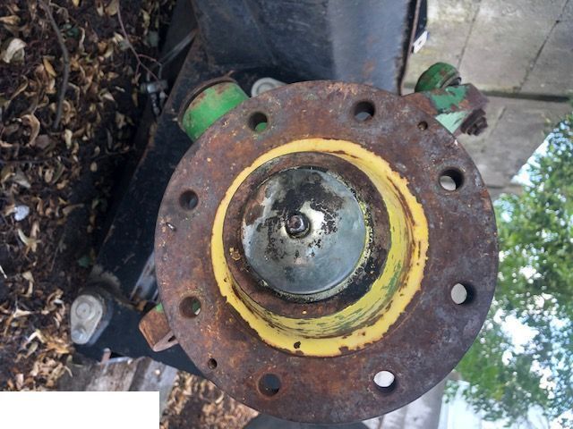 John Deere 6810 - Piasta Koła - Wheel hub for Agricultural machinery: picture 1 John Deere 6810 - Piasta Koła - Wheel hub for Agricultural machinery: picture 1