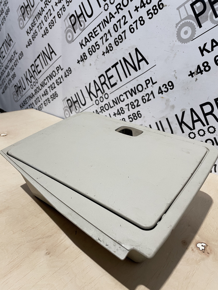 John Deere 6920S - schowek L153749 - Cab and interior for Agricultural machinery: picture 3 John Deere 6920S - schowek L153749 - Cab and interior for Agricultural machinery: picture 3