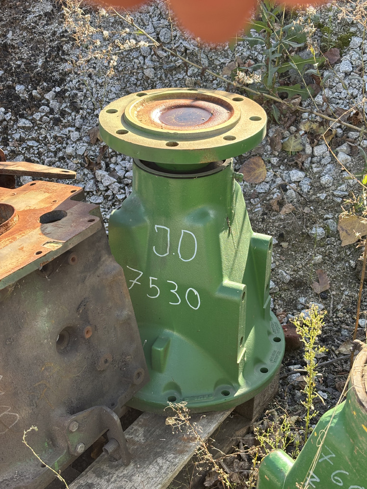 John Deere 7530 Oś Tylnia Zwolnica Wieniec Półoś CZĘŚCI R156484 R242328 R263069 - Final drive for Agricultural machinery: picture 1 John Deere 7530 Oś Tylnia Zwolnica Wieniec Półoś CZĘŚCI R156484 R242328 R263069 - Final drive for Agricultural machinery: picture 1