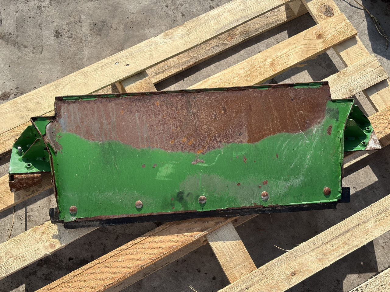 John Deere 8600 Kaptur Osłona Maska AXE46452 - Hood for Agricultural machinery: picture 5 John Deere 8600 Kaptur Osłona Maska AXE46452 - Hood for Agricultural machinery: picture 5