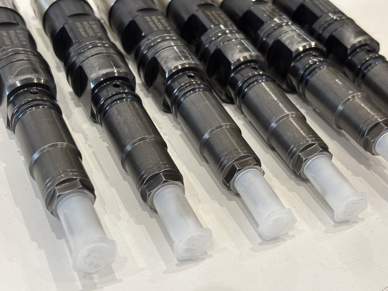 John Deere 9.0L HPCR RE543352 Wtryskiwacz Wtryskiwacze 095000-0610 RE543605 0610 PO REGENERACJI - Injector for Agricultural machinery: picture 2 John Deere 9.0L HPCR RE543352 Wtryskiwacz Wtryskiwacze 095000-0610 RE543605 0610 PO REGENERACJI - Injector for Agricultural machinery: picture 2