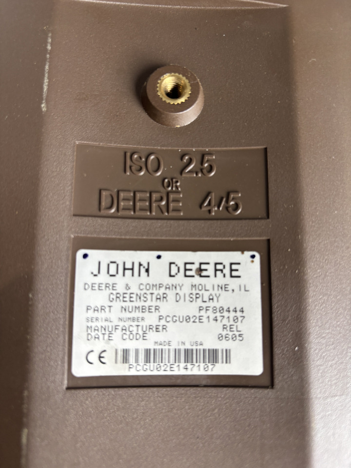 John Deere kombajn - monitor terminal GreenStar™ PF80444 PF90423 - Cab and interior for Harvester: picture 2 John Deere kombajn - monitor terminal GreenStar™ PF80444 PF90423 - Cab and interior for Harvester: picture 2