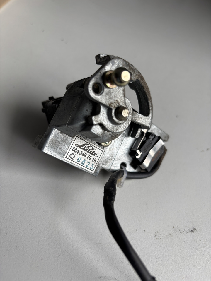 Linde potencjometr 6843407919 - Sensor: picture 2 Linde potencjometr 6843407919 - Sensor: picture 2