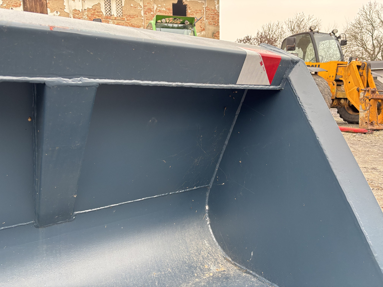 Łyżka Objętościowa 2,3m 1,01 m3 z mocowaniem do ładowarki Manitou. - Loader bucket: picture 4 Łyżka Objętościowa 2,3m 1,01 m3 z mocowaniem do ładowarki Manitou. - Loader bucket: picture 4