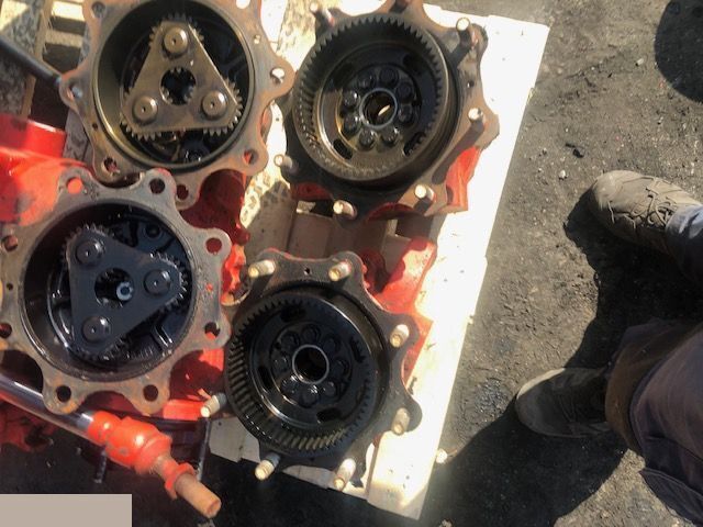 Manitou 524 - Zwolnica Carraro - Final drive for Construction machinery: picture 1 Manitou 524 - Zwolnica Carraro - Final drive for Construction machinery: picture 1