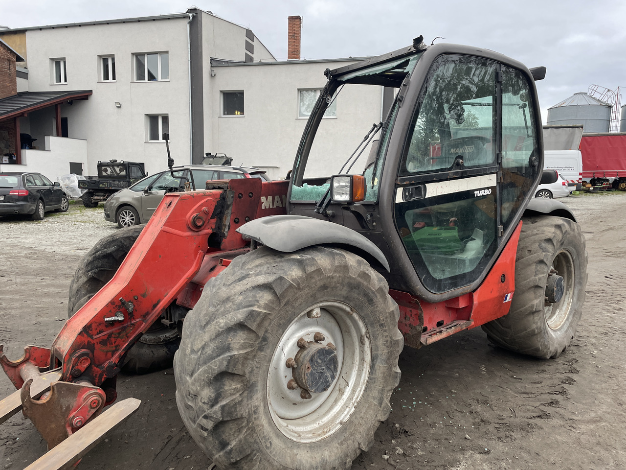 Manitou MLT 634 - lampa przednia - Headlight for Material handling equipment: picture 1 Manitou MLT 634 - lampa przednia - Headlight for Material handling equipment: picture 1