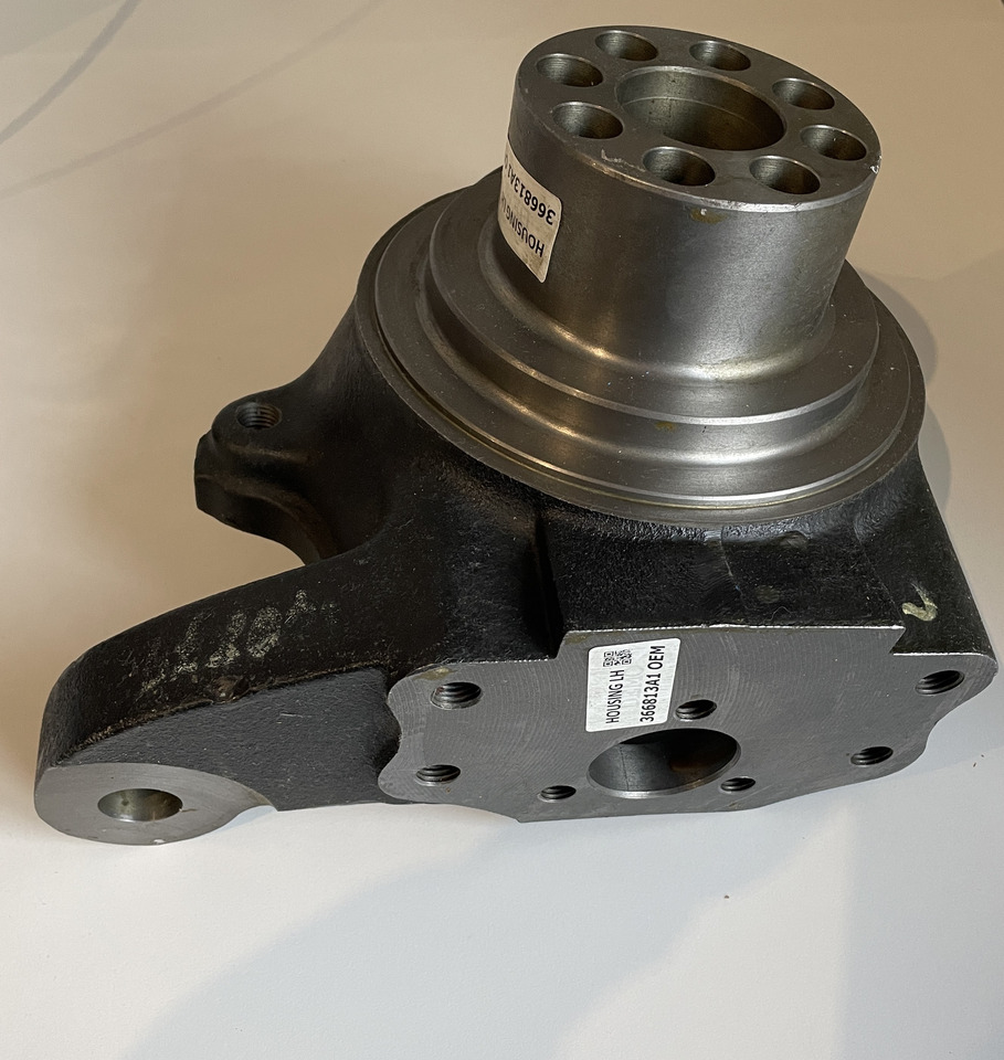 Massey Case Carraro 144 - zwrotnica lewa NOWA GWARANCJA 72715707 - Steering knuckle for Agricultural machinery: picture 3 Massey Case Carraro 144 - zwrotnica lewa NOWA GWARANCJA 72715707 - Steering knuckle for Agricultural machinery: picture 3