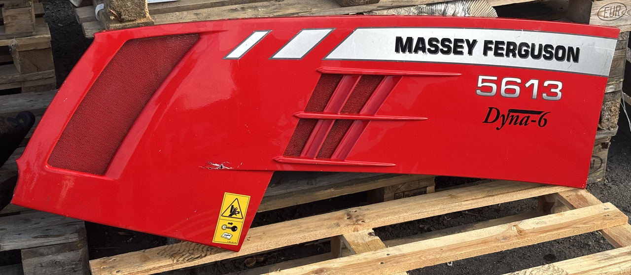 Massey Ferguson 5613 Obudowa Silnika Boczna Lewa - Body and exterior for Agricultural machinery: picture 1 Massey Ferguson 5613 Obudowa Silnika Boczna Lewa - Body and exterior for Agricultural machinery: picture 1