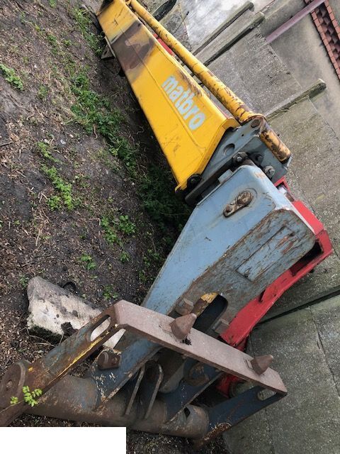 Matbro ts 300 - Siłownik Wysłówu - Hydraulic cylinder for Telescopic handler: picture 1 Matbro ts 300 - Siłownik Wysłówu - Hydraulic cylinder for Telescopic handler: picture 1