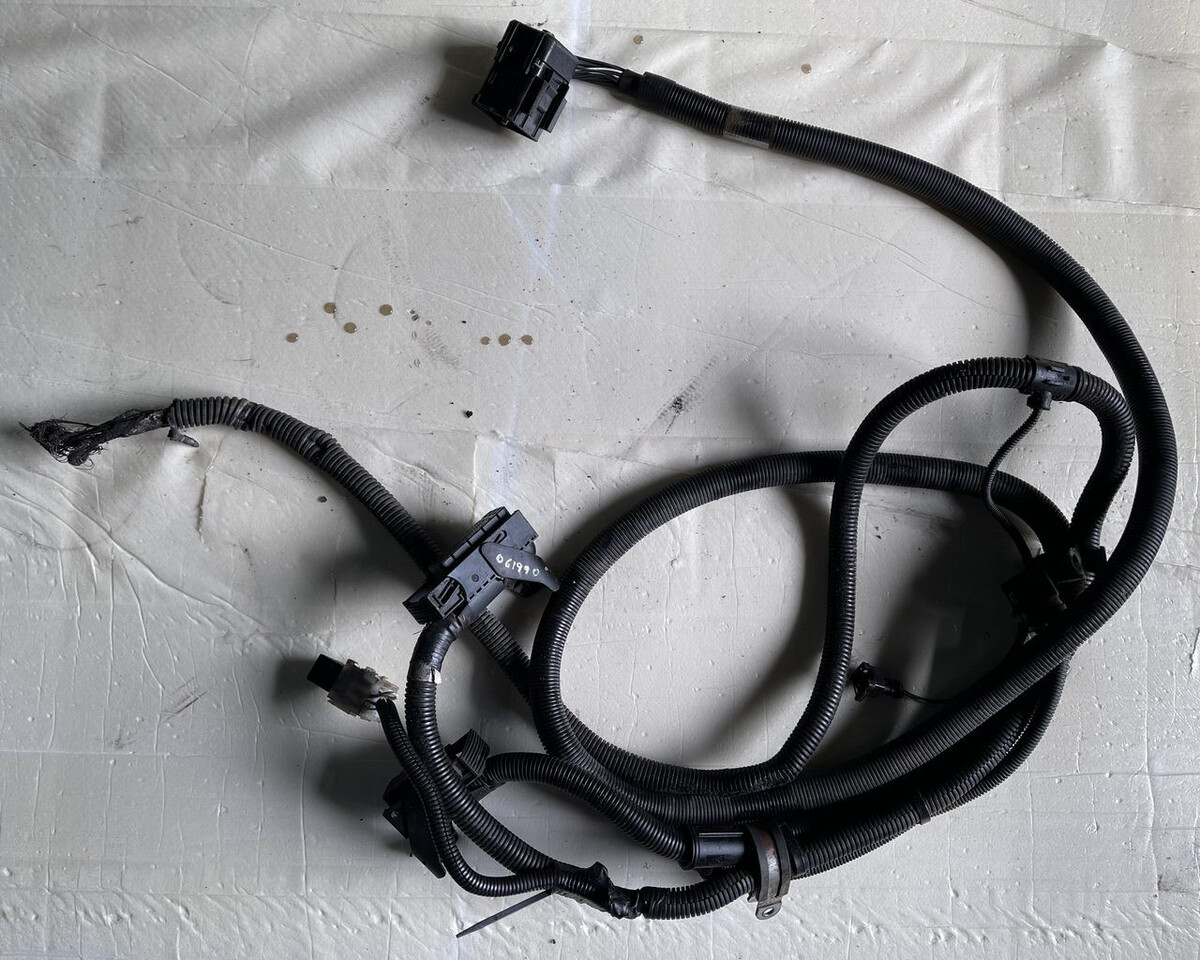 Merlo-wiązka-okablowanie komputera silnika - Cables/ Wire harness for Agricultural machinery: picture 1 Merlo-wiązka-okablowanie komputera silnika - Cables/ Wire harness for Agricultural machinery: picture 1