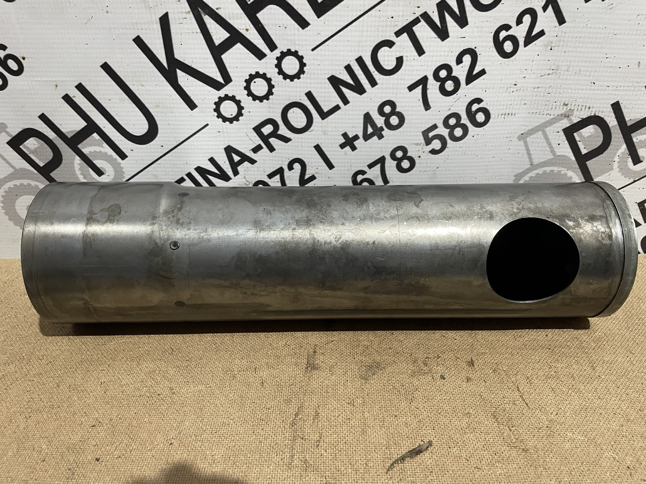 Valtra S354 Massey 8480 - skrzynia biegów - filtr ssawny rura G916100490022 - Gearbox for Agricultural machinery: picture 1 Valtra S354 Massey 8480 - skrzynia biegów - filtr ssawny rura G916100490022 - Gearbox for Agricultural machinery: picture 1