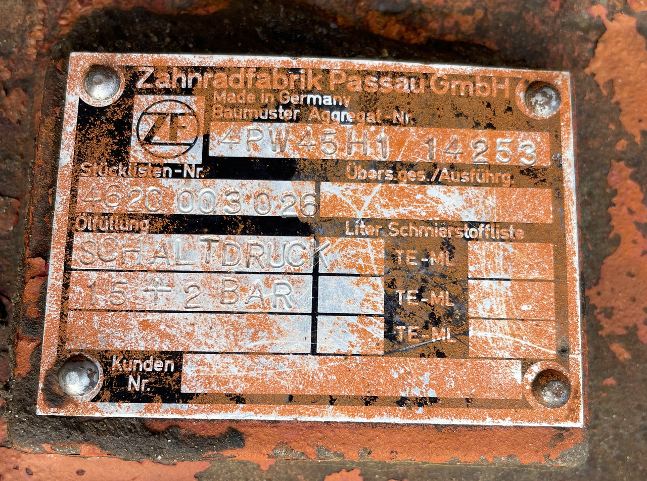 ZF 4PW45H1 ZETTELMEYER ZL4001 VOLVO - skrzynia biegów - Gearbox for Agricultural machinery: picture 4 ZF 4PW45H1 ZETTELMEYER ZL4001 VOLVO - skrzynia biegów - Gearbox for Agricultural machinery: picture 4