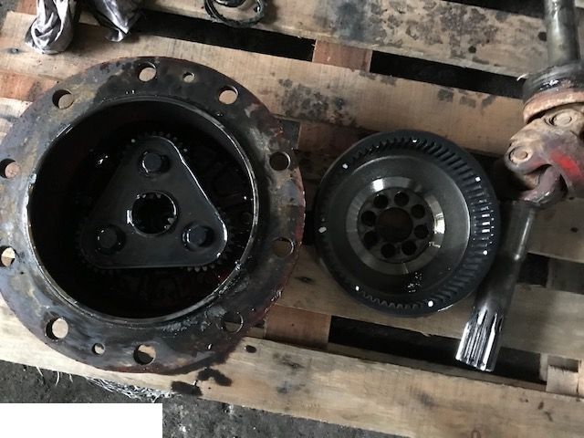 Zwolnica - Manitou Clark Hurth 1770600461 - Final drive for Construction machinery: picture 3 Zwolnica - Manitou Clark Hurth 1770600461 - Final drive for Construction machinery: picture 3