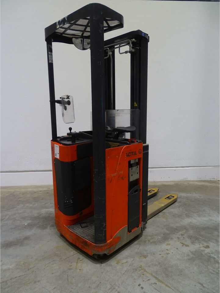 Actil L1350 - Stacker: picture 4 Actil L1350 - Stacker: picture 4