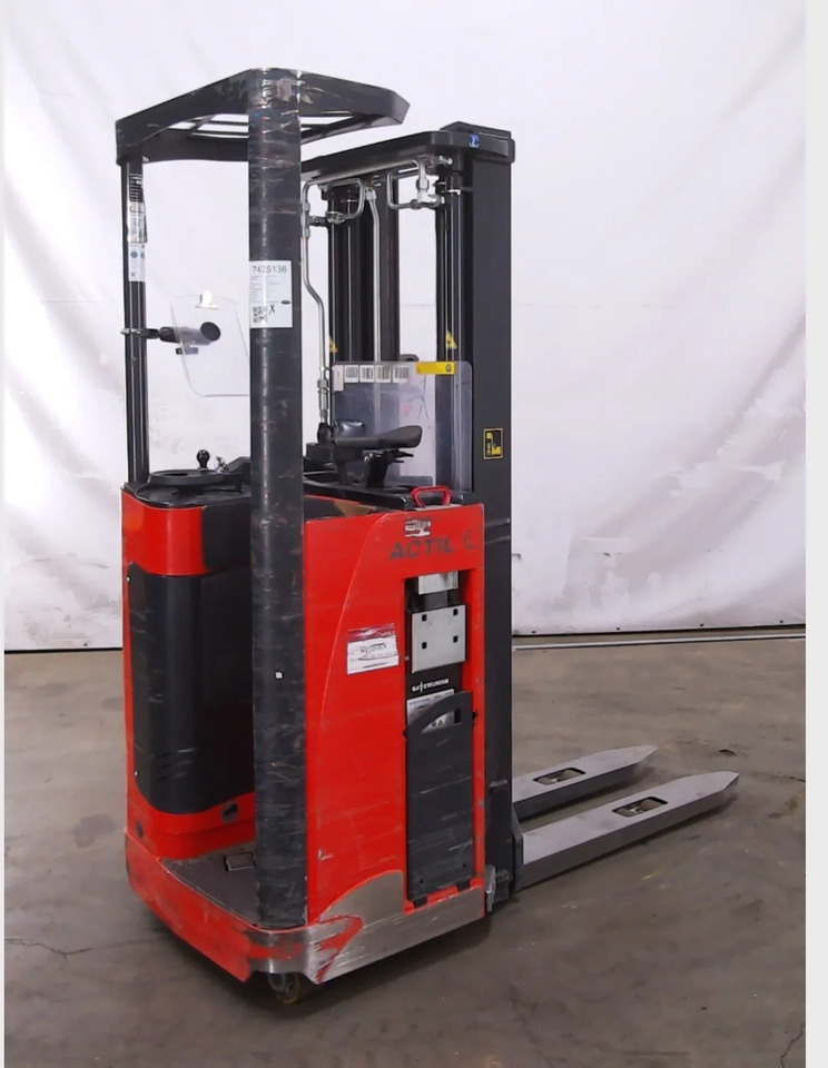 Actil L1350 - Stacker: picture 3 Actil L1350 - Stacker: picture 3
