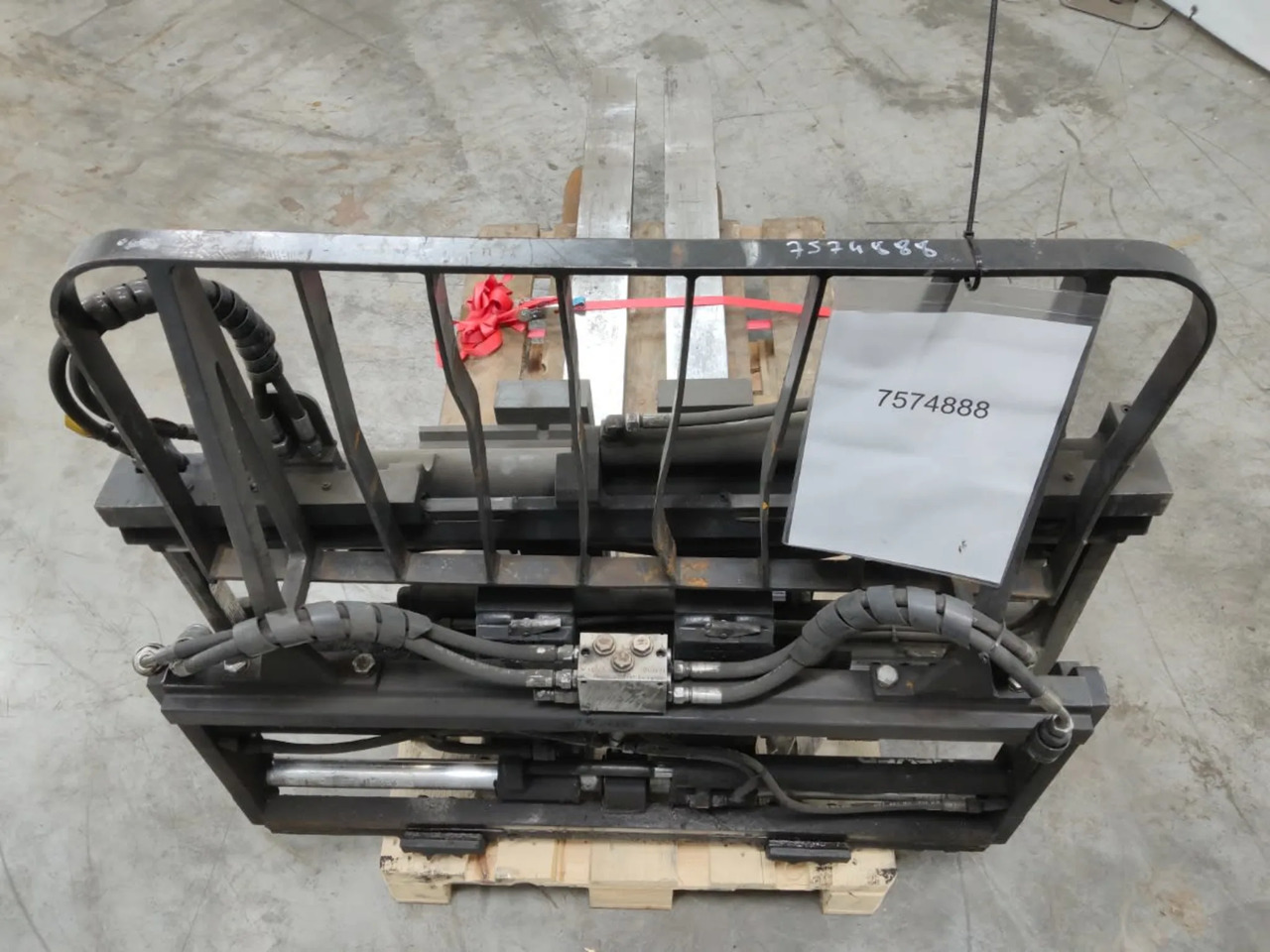 Attachment package 2 pieces - Attachment for Material handling equipment: picture 4 Attachment package 2 pieces - Attachment for Material handling equipment: picture 4