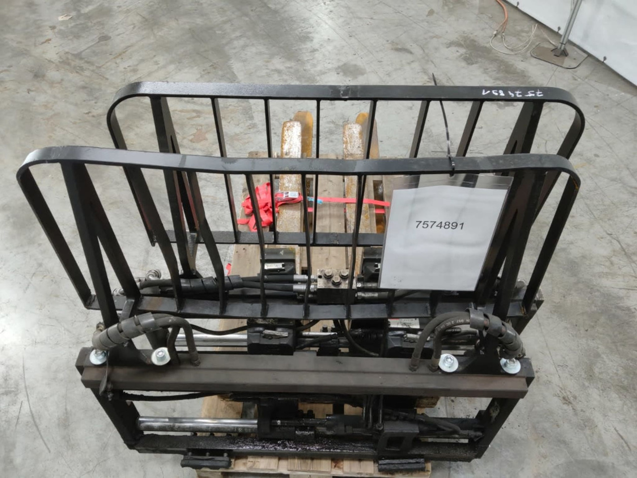 Attachment package 2 pieces - Attachment for Material handling equipment: picture 4 Attachment package 2 pieces - Attachment for Material handling equipment: picture 4