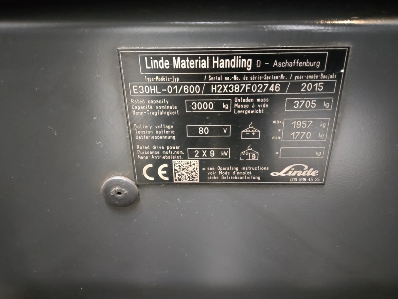 Linde E30HL-01/600 - Electric forklift: picture 5 Linde E30HL-01/600 - Electric forklift: picture 5