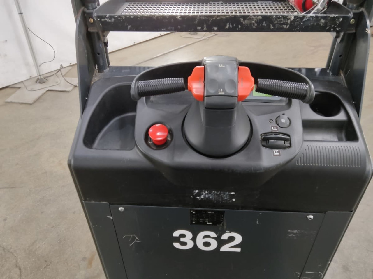 Linde V08-02 - Pallet truck: picture 5 Linde V08-02 - Pallet truck: picture 5
