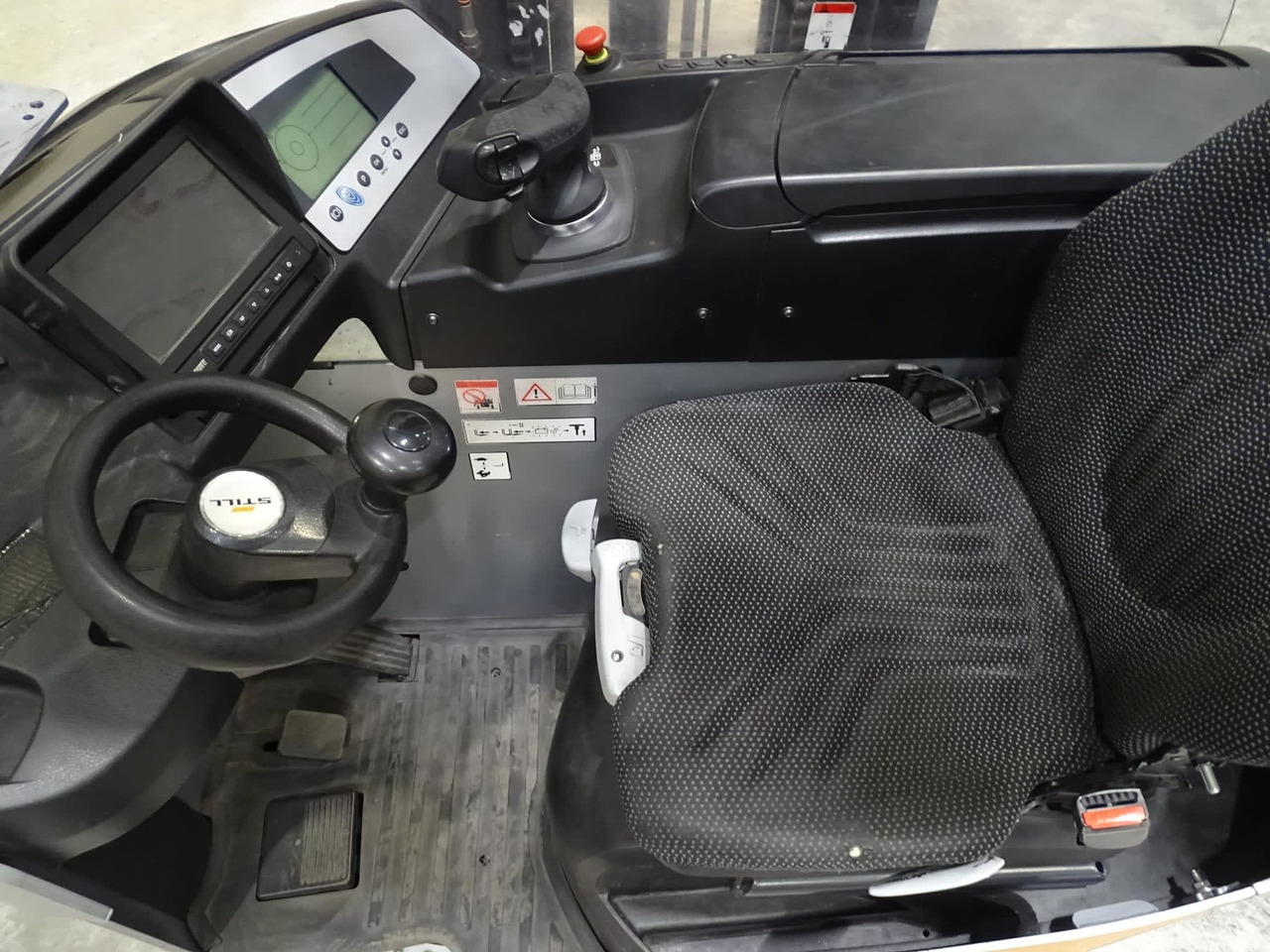 Reach truck STILL FM-X17: picture 6