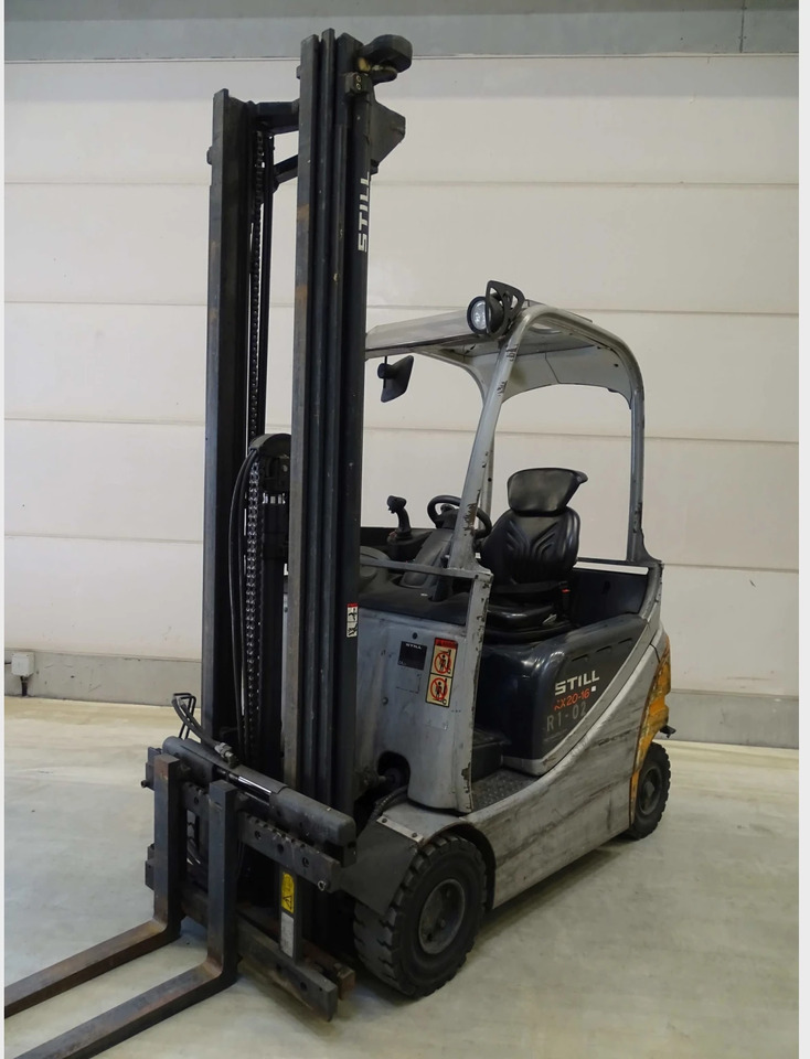 STILL RX20-16P/DriveIn - Electric forklift: picture 1 STILL RX20-16P/DriveIn - Electric forklift: picture 1