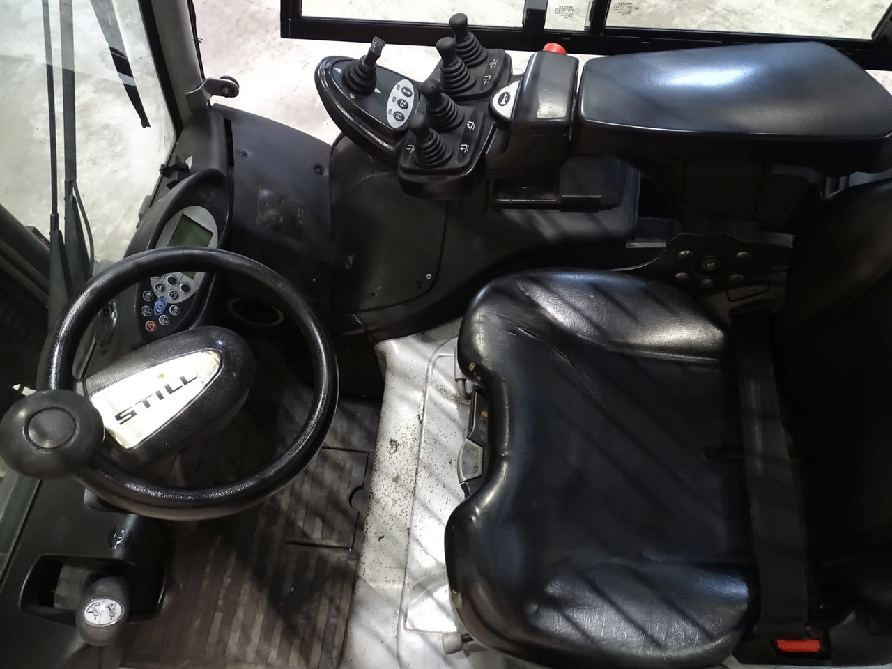 STILL RX60-50/600 - Electric forklift: picture 4 STILL RX60-50/600 - Electric forklift: picture 4