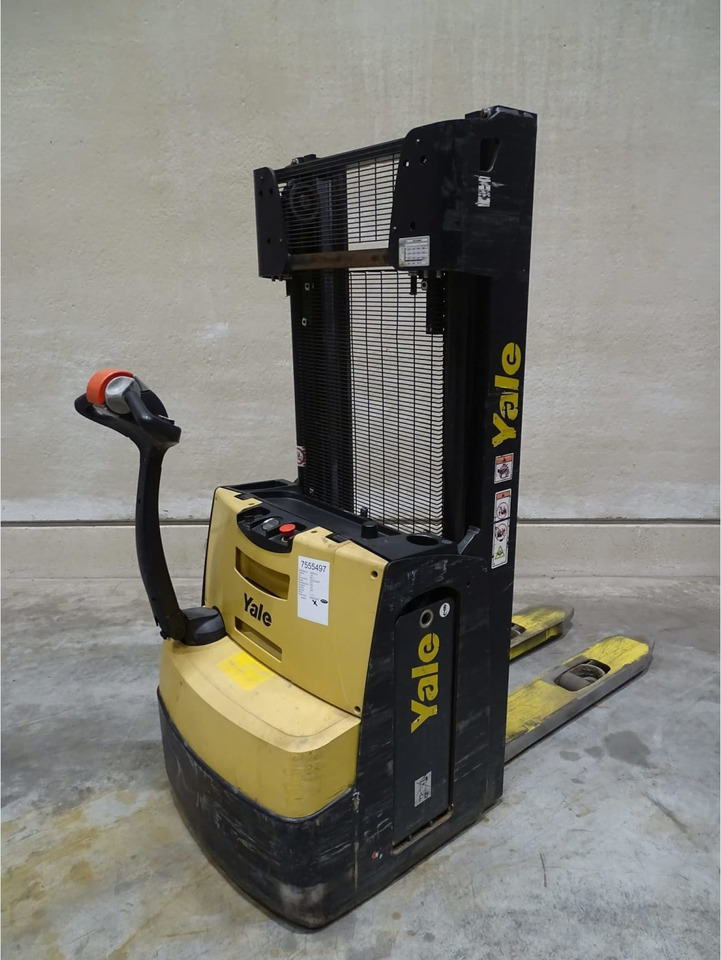 Yale MS12 - Stacker: picture 2 Yale MS12 - Stacker: picture 2
