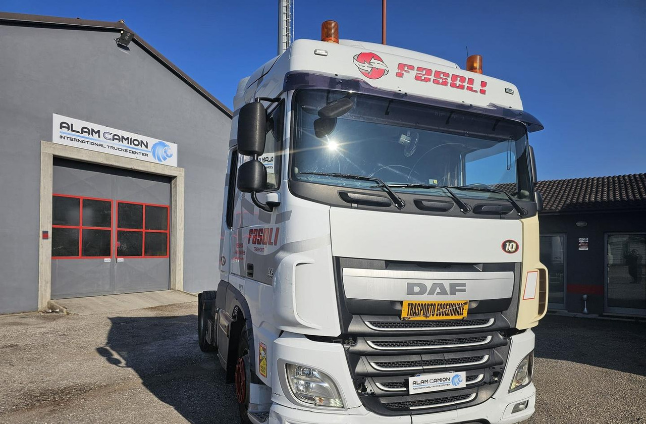 DAF XF-460 EURO 6 impianto idraulico - Tractor unit: picture 1 DAF XF-460 EURO 6 impianto idraulico - Tractor unit: picture 1