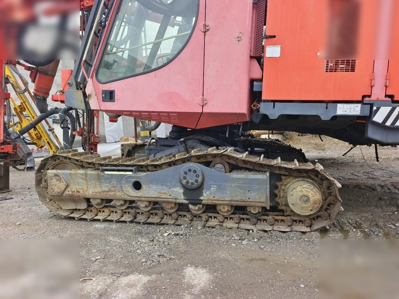 2011 SANDVIK DX800 - Drilling rig: picture 3 2011 SANDVIK DX800 - Drilling rig: picture 3