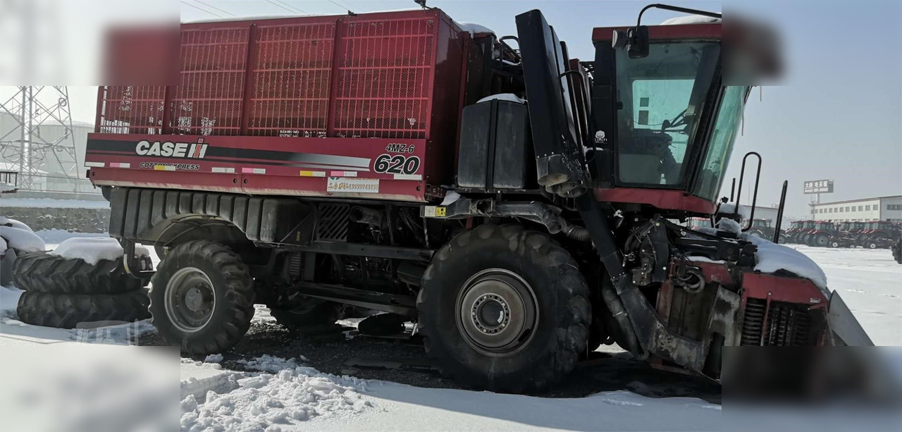 2015 CASE IH 620 - Harvester: picture 1 2015 CASE IH 620 - Harvester: picture 1
