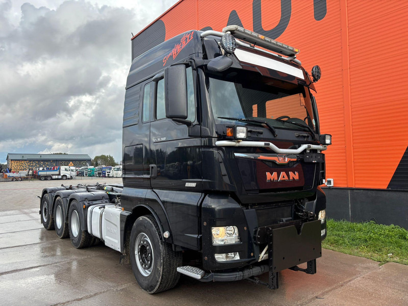 MAN TGX 35.560 8x4*4 LOW MILEAGE ! / INTARDER / JOAB 24 ton / L=5600 mm / SNOW PLOW EQUIPMENT - Hook lift truck: picture 3 MAN TGX 35.560 8x4*4 LOW MILEAGE ! / INTARDER / JOAB 24 ton / L=5600 mm / SNOW PLOW EQUIPMENT - Hook lift truck: picture 3