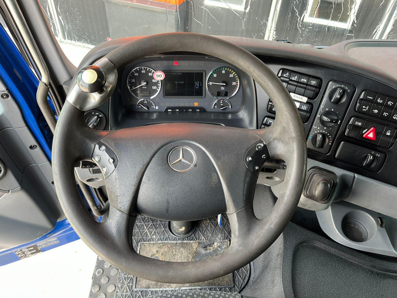 Cab chassis truck, Crane truck Mercedes-Benz Actros 2536 6x2*4 FOR SALE AS CHASSIS: picture 14